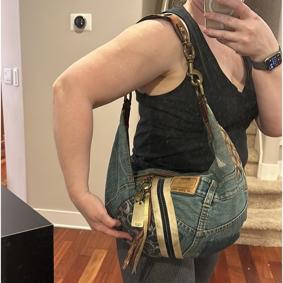 COACH DENIM HOBO BAG HANGTAGS 10016 LIMITED EDITION PATCHWORK Y2K CRESCENT RARE - Picture 7 of 17